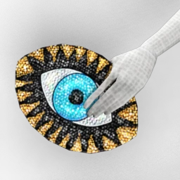 Front Row Eye-Catching Clutch