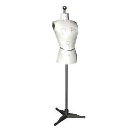 Exclusive Branded Mannequin - RAO
